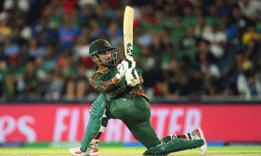 Bangladesh need 114 runs to win against S. Africa