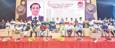 Newly elected committee of BAJUS Ctg district unit takes oath