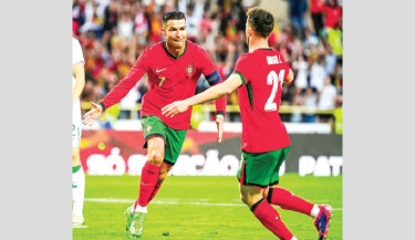 Ronaldo double helps Portugal beat Ireland