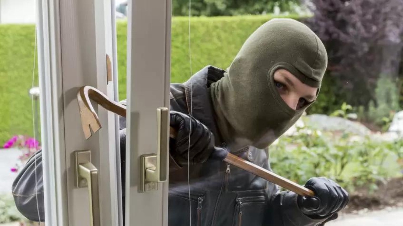 How to ensure home security during Eid vacation