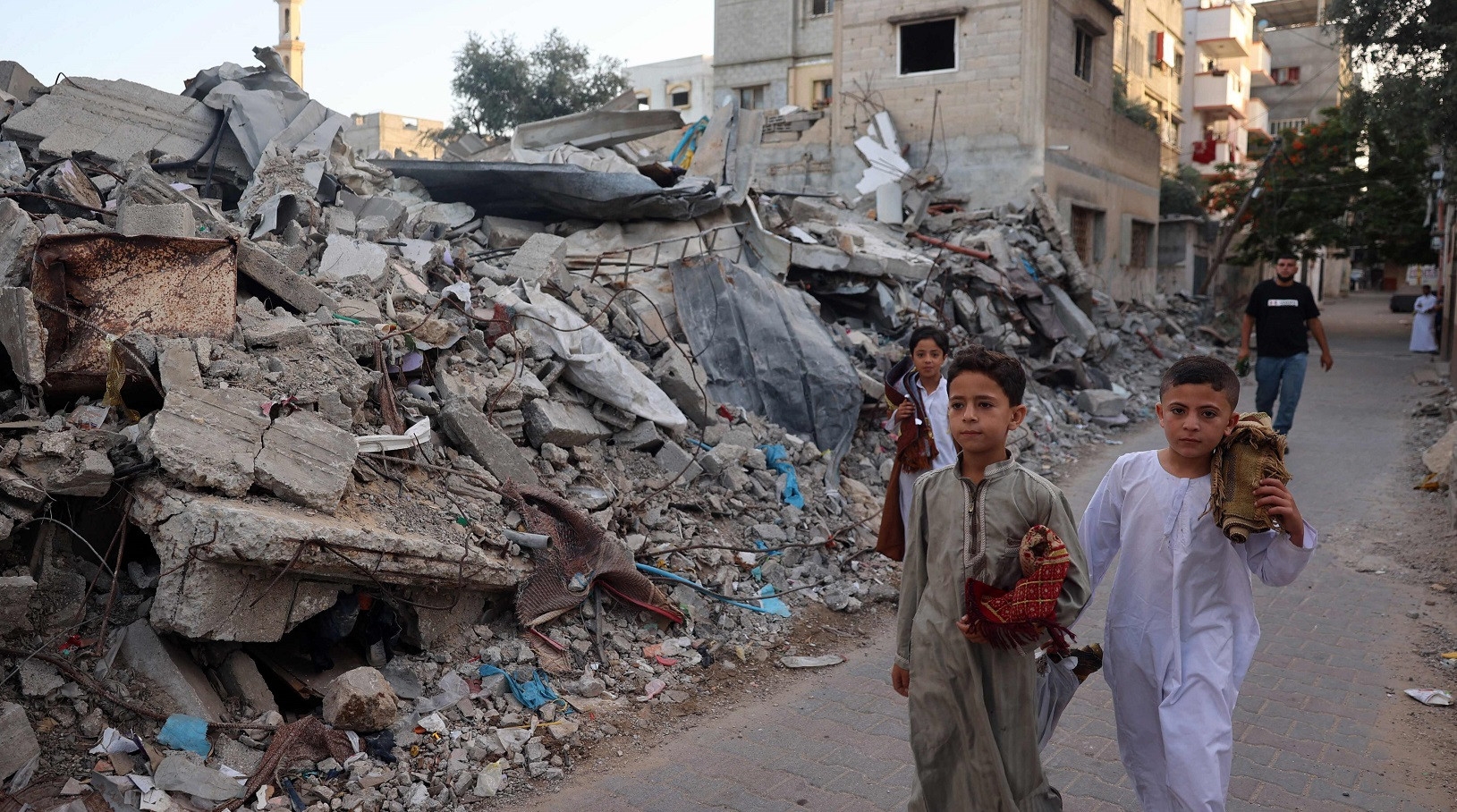 'No joy': Gazans mark sombre Eid in shadow of war