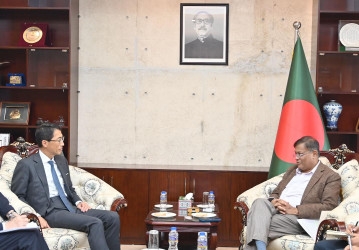 Sr Dy Minister for Foreign Affairs of Japan calls on Bangladesh Foreign Minister