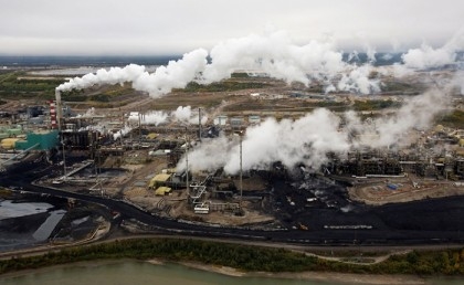 Canada oil-gas sector accused of thwarting climate efforts