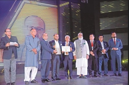 Safwan Sobhan gets Business Excellence Award