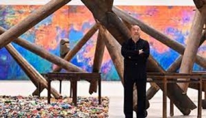 Dissident Chinese artist Ai Weiwei launches new London show