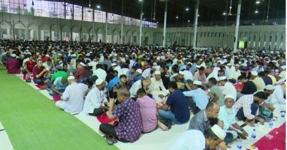 Bashundhara hosts iftar for thousands of devotees at Baitul Mukarram