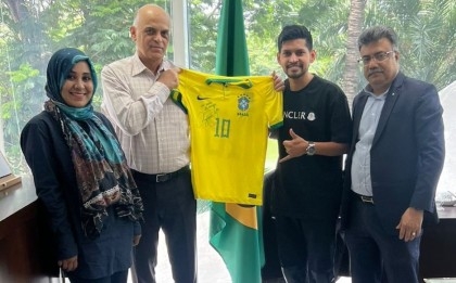 Neymar’s publicity representative Robin Miah meets Brazilian envoy in Dhaka