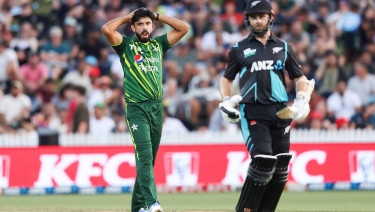 New Zealand beat Pakistan to take control of T20 series