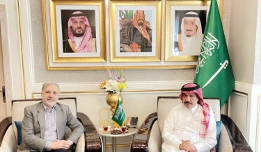 Iranian, Saudi ambassadors engage in diplomatic dialogue