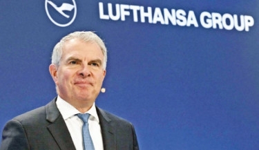 Lufthansa doubles profit in 2023, but strikes cast shadow