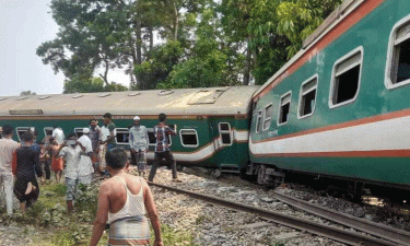 Nine bogies of Bijoy Express derail in Cumilla, 20 injured