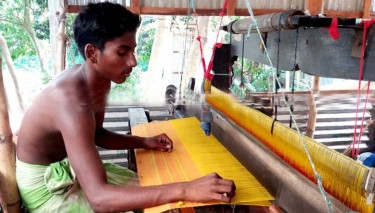 Rupganj Jamdani weavers, traders eye Tk 150-160 cr Eid sale