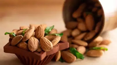Almonds with energy-restricted diets aid in weight loss